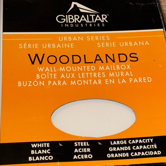 NWT Gibraltar Mailbox in White Wall Mounted Textured Finished L4009WW0 - Picture 3 of 6